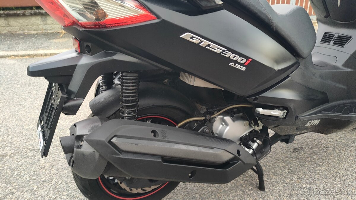 SYM GTS 300 i ABS - 7