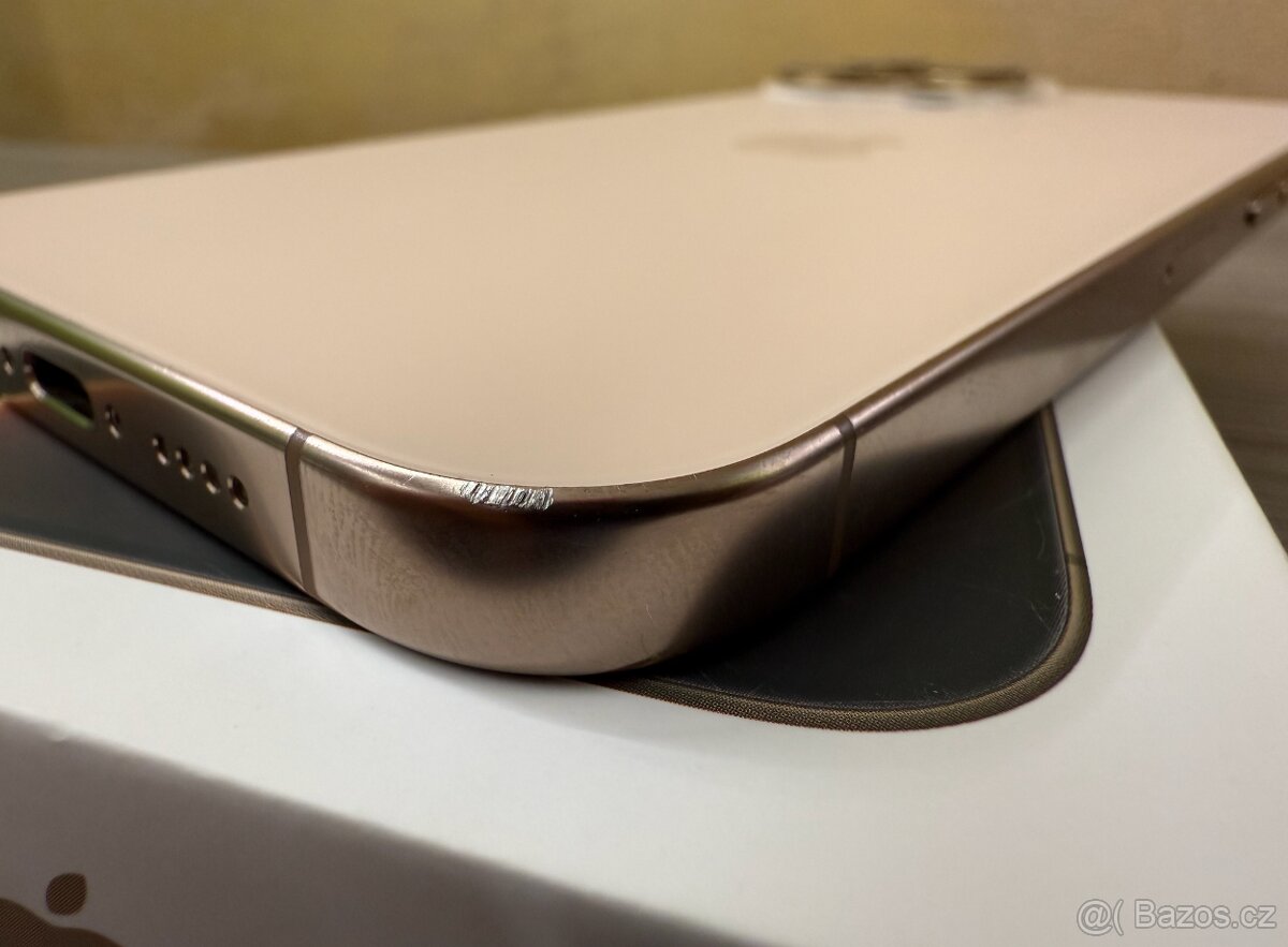 Apple iPhone 16 Pro Max 512GB pouštní titan, komplet balení - 7