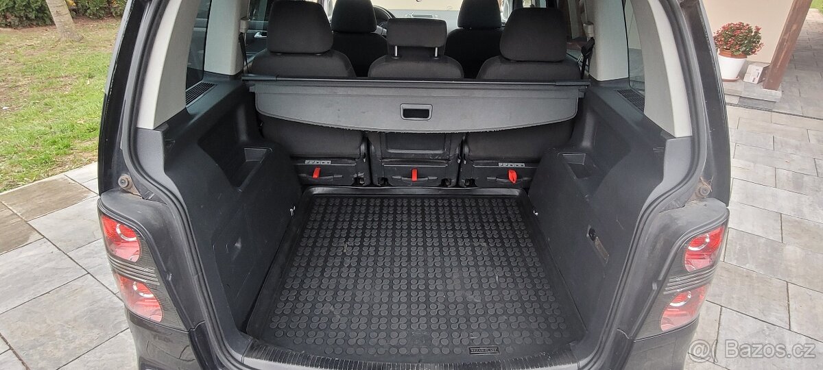 Touran 1,9 TDI 77Kw - 7