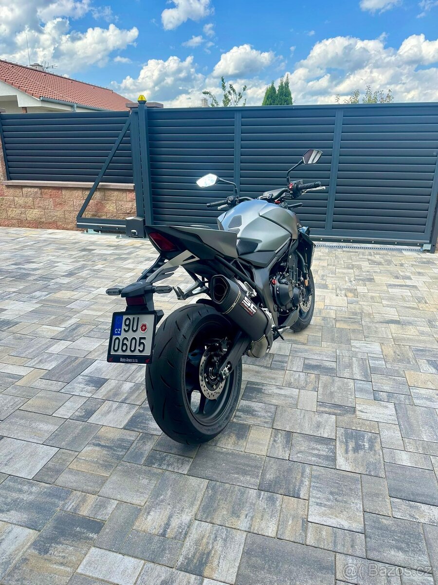 Honda 1000 hornet - 7