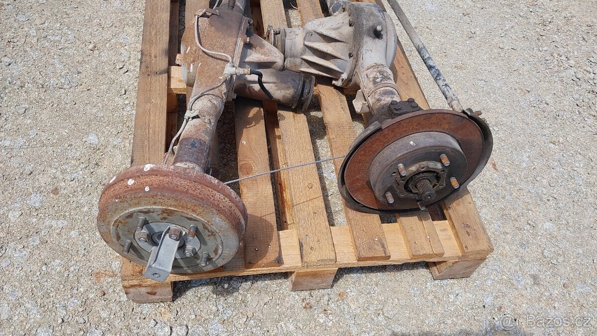 Suzuki Samurai – Nápravy široké - 7