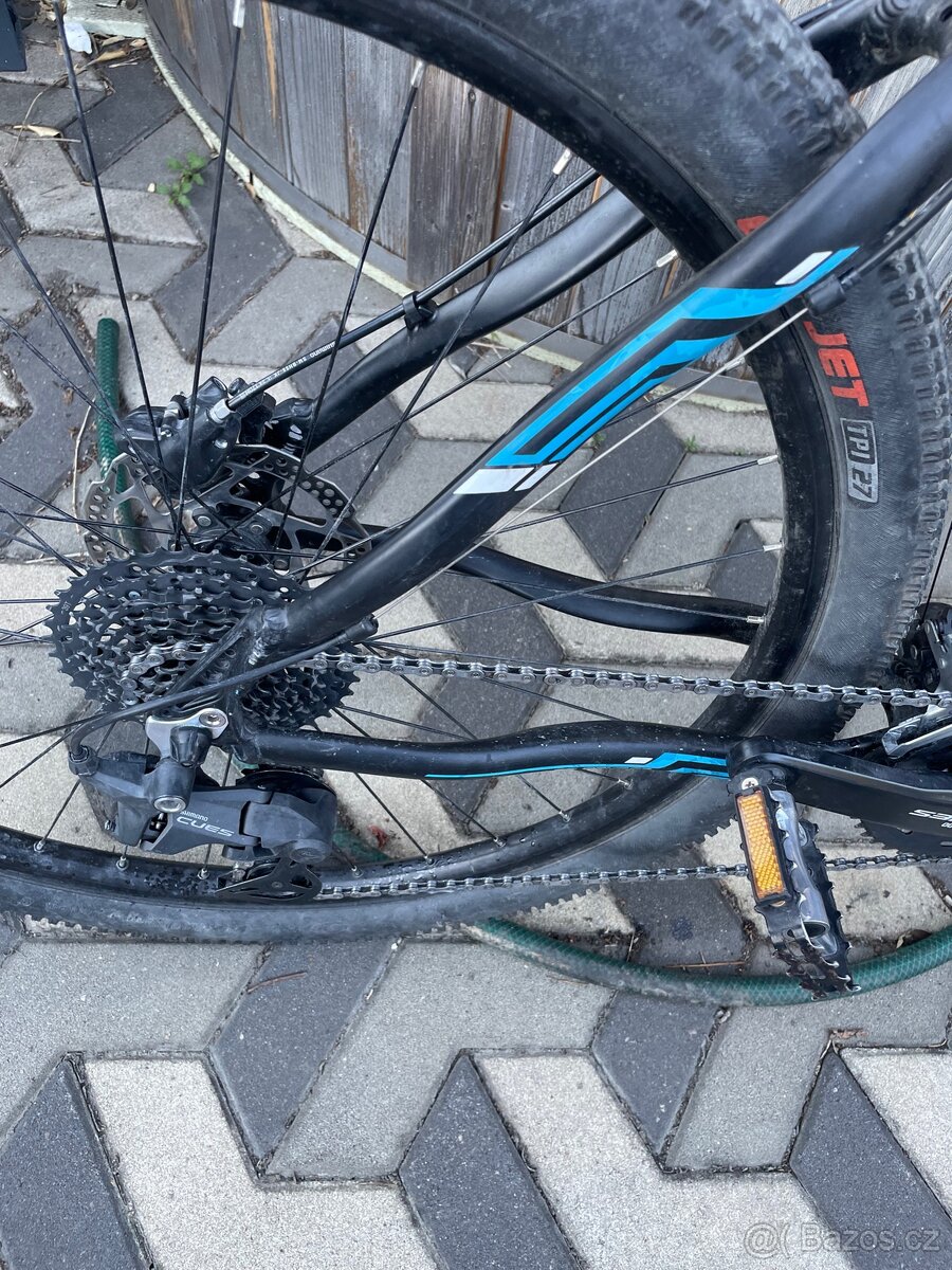 Horské kolo SCUD - 7