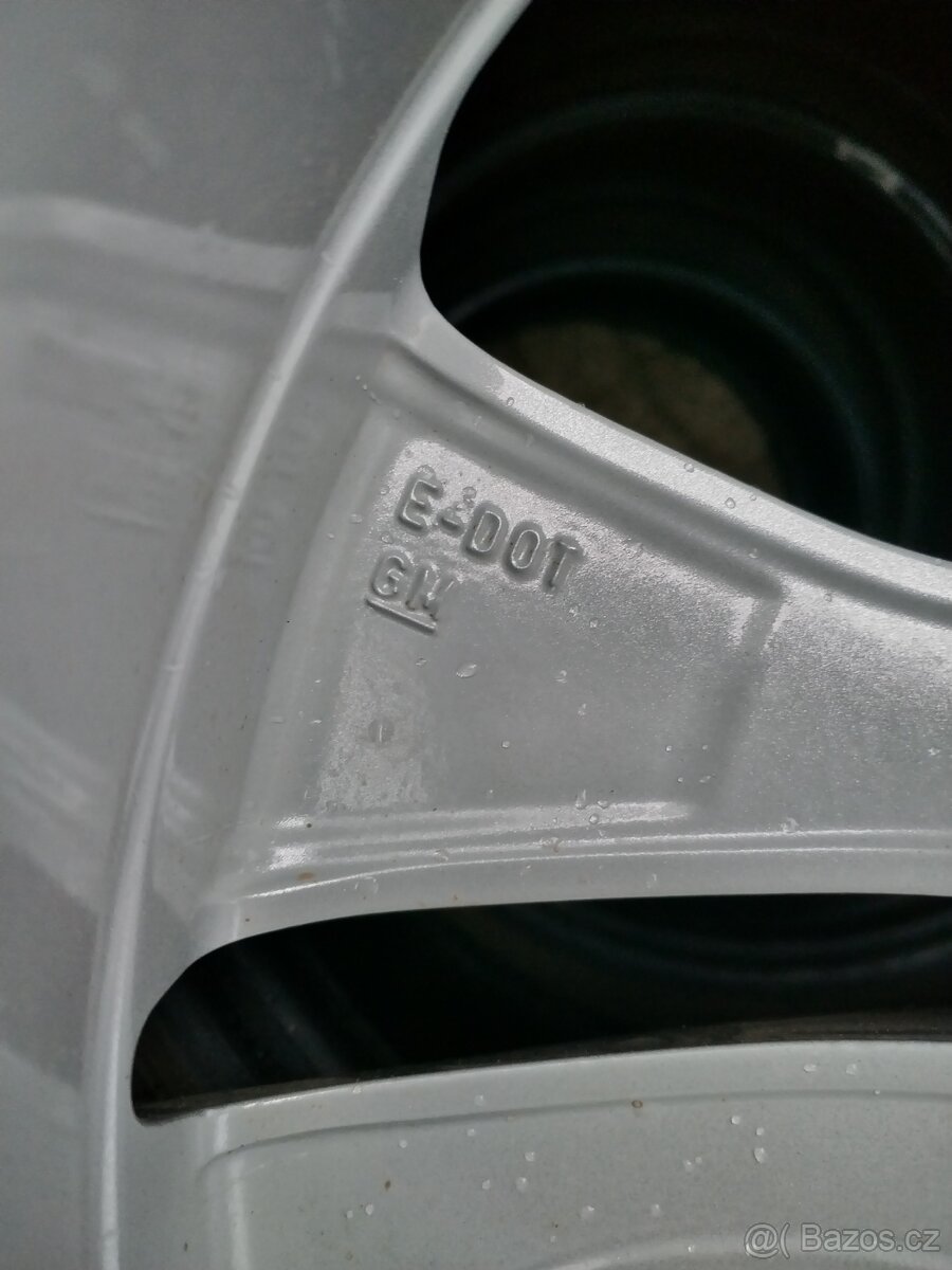 OPEL INSIGNIA original disky 5x115 R18 - 7