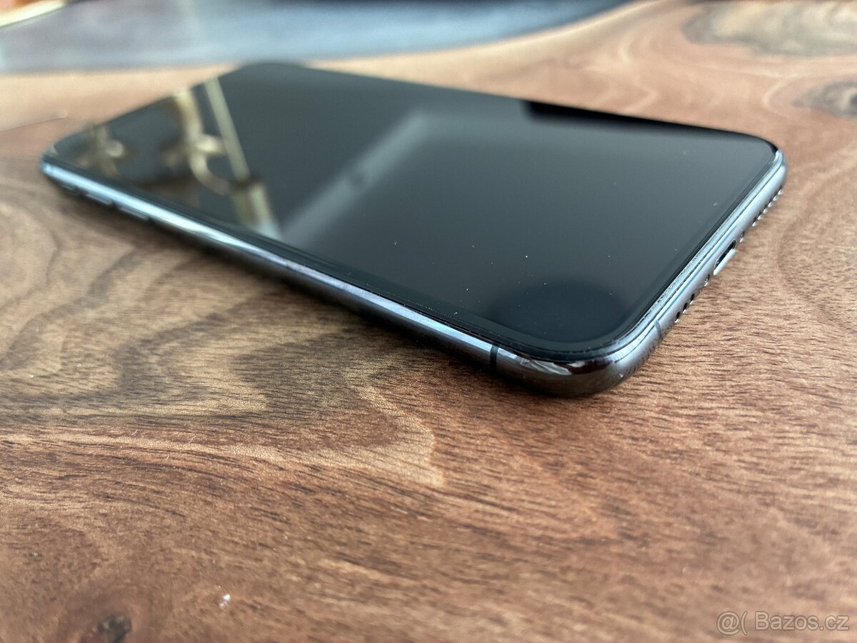 iPhone Xs 64 GB - space grey - 7