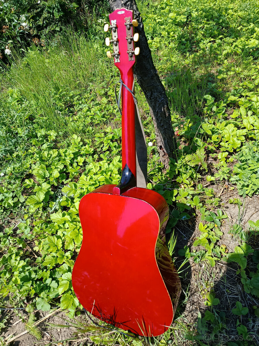 akustická kytara made in Japan, ruční výroba, Hummingbird - 7