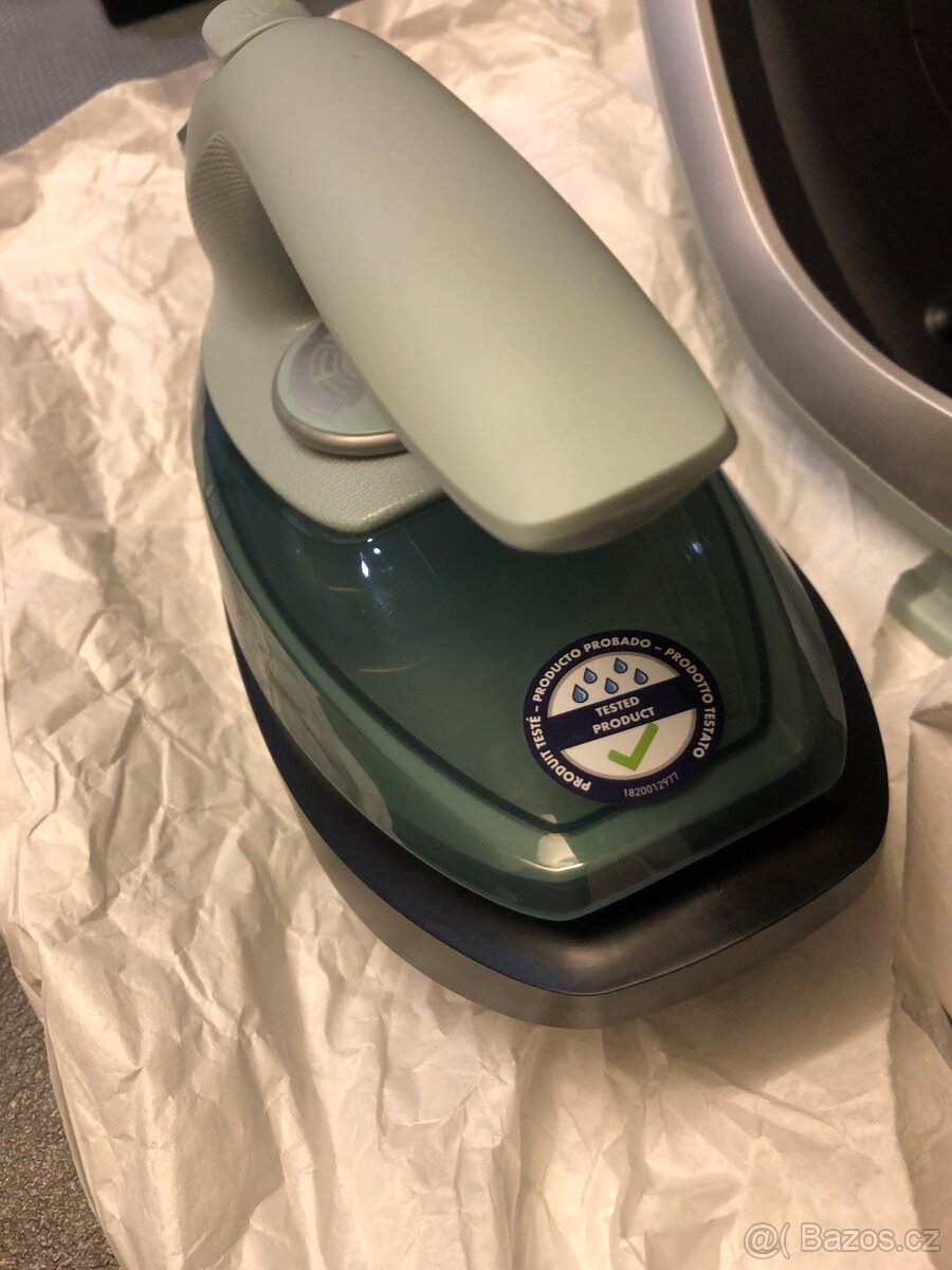 Bezdrátová napařovací žehlička Tefal fv6670e0 nová - 7