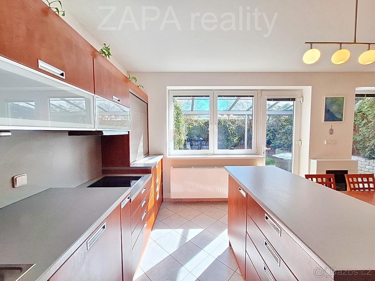 prodej řadového RD 5+kk 147m2 ul. Pod Nouzovem Praha 9 Kbel - 7