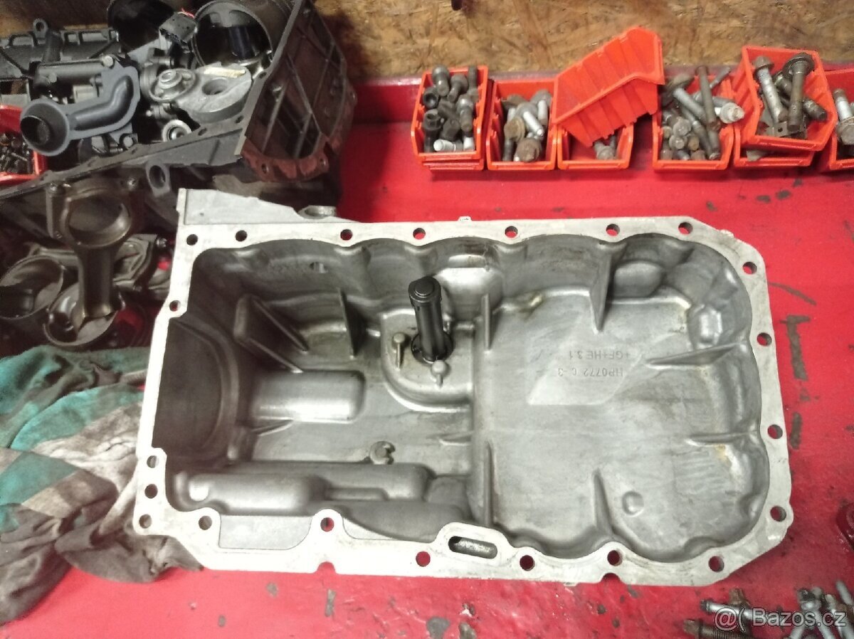 BMW N47D20a motor po servisu - 7