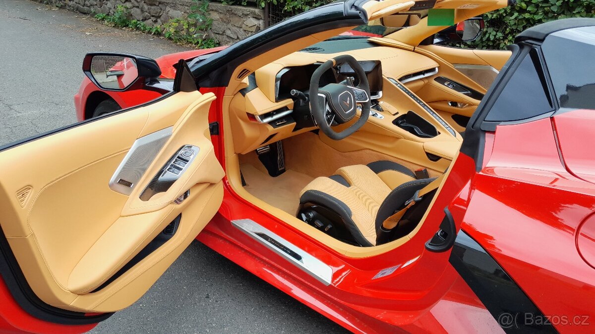 CORVETTE C8 Stingray 3LT EU model- kabriolet/el.střecha - 7