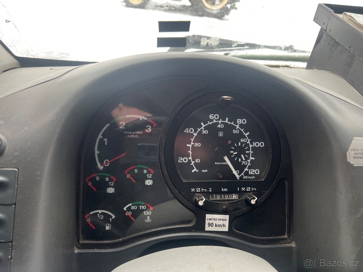 Avia D90 motor Cummins - 7