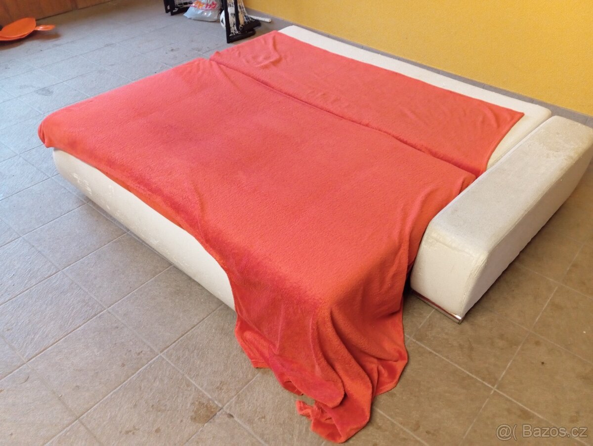 Rozkládací gauč - 7