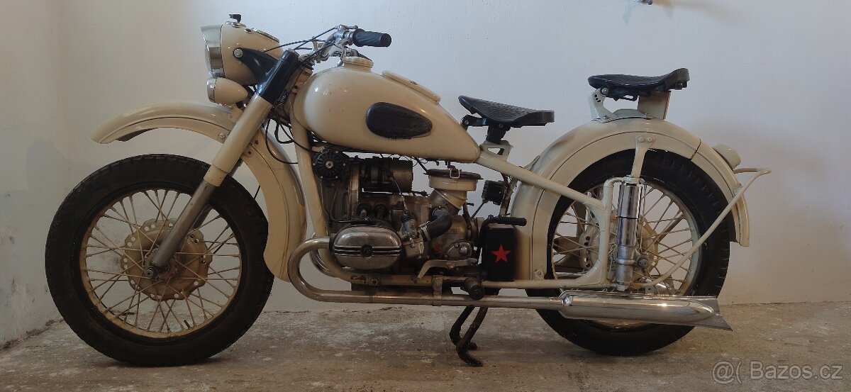 Ural M 61 Dněpr - 7