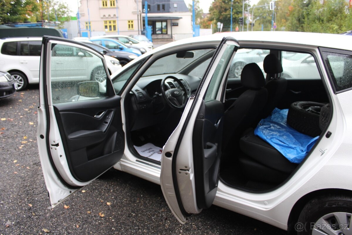 Hyundai ix 20 - 7