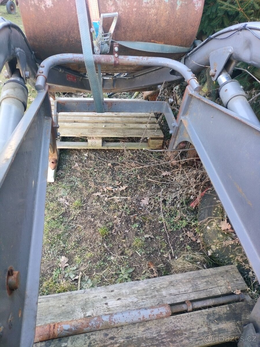 čelní nakladač BAAS 14 000kč - 7