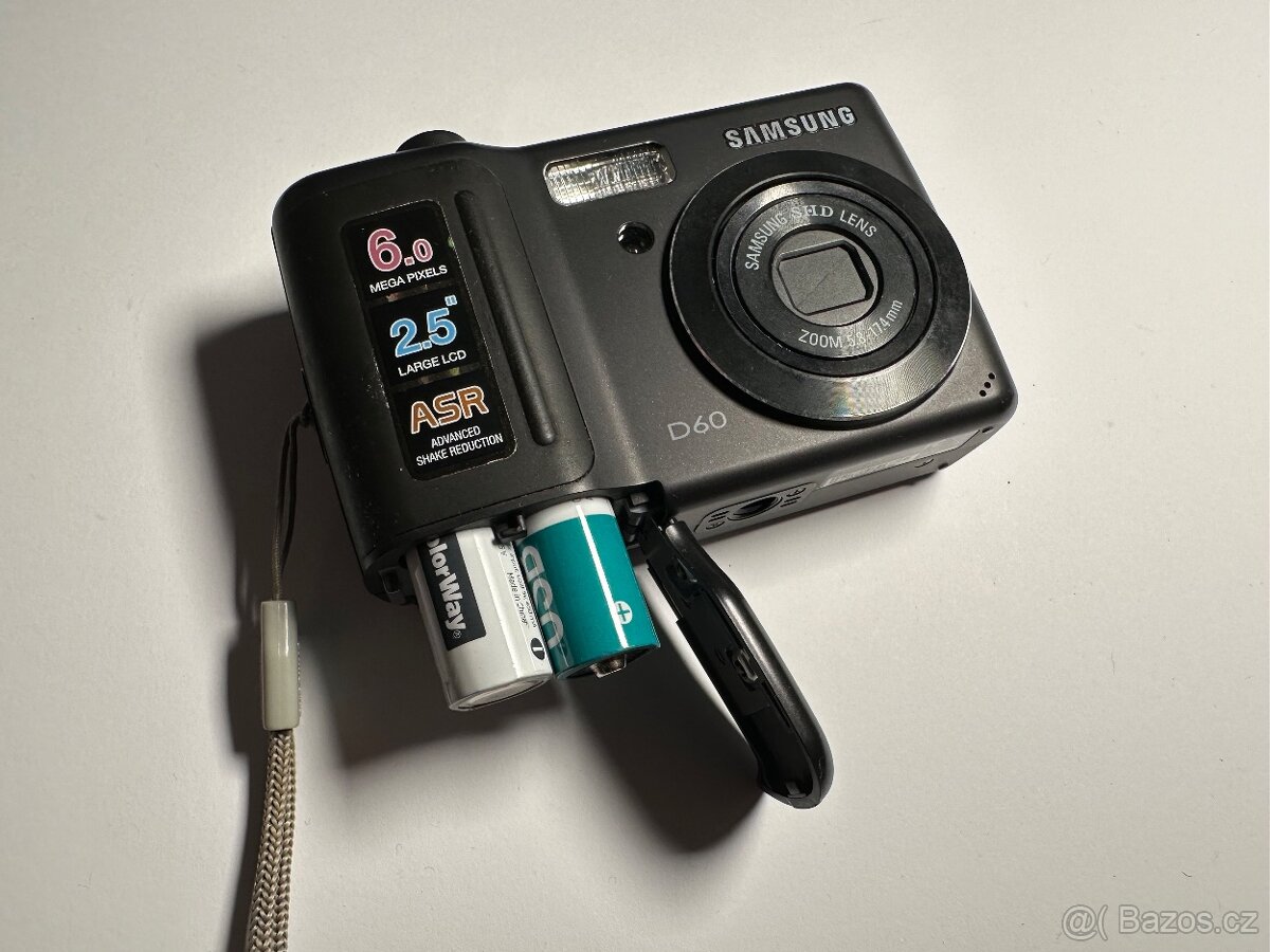 Samsung D60 černý Retro - 7