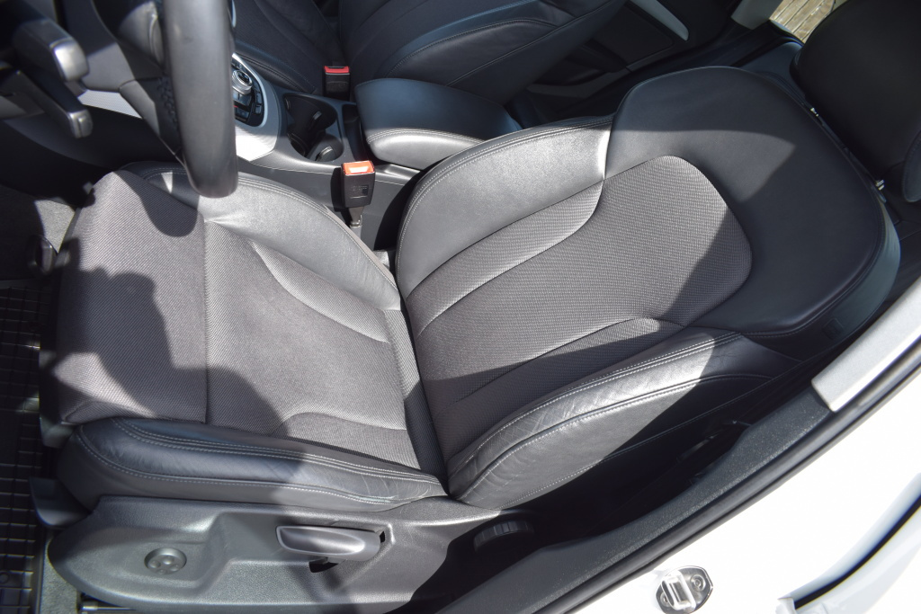 Audi Q5 2.0 TFSI S-Line Quattro MANUÁL TAŽNÉ Bi-Xenony záruk - 7