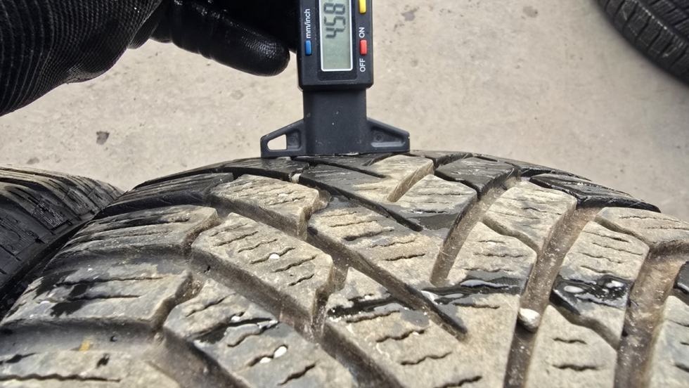 Zimní pneu 205/55/16 Continental - 7