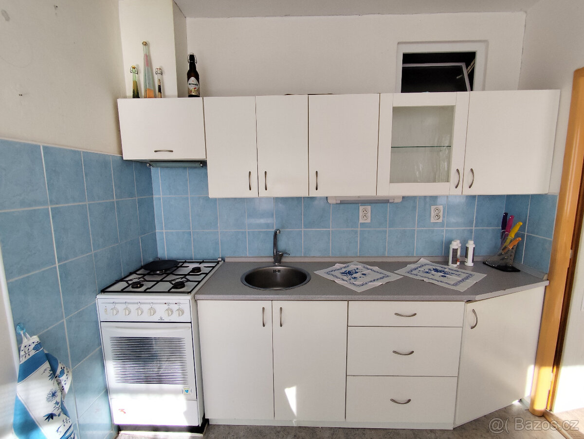 Nabízíme za odvoz - 7