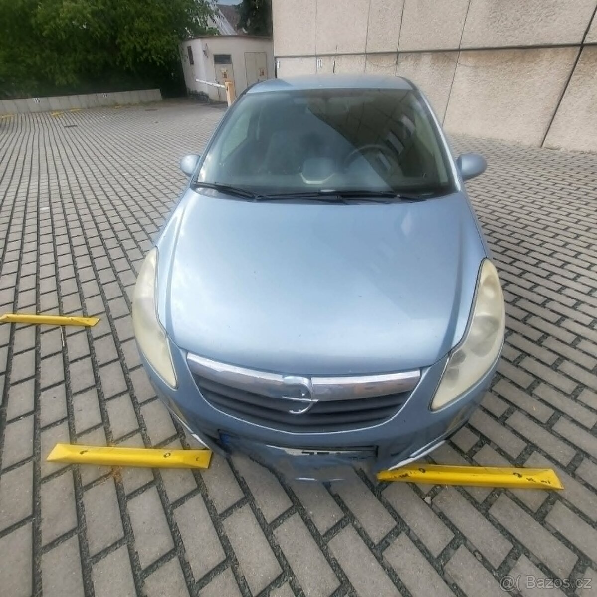 Opel Corsa 1,2 benzín - 7