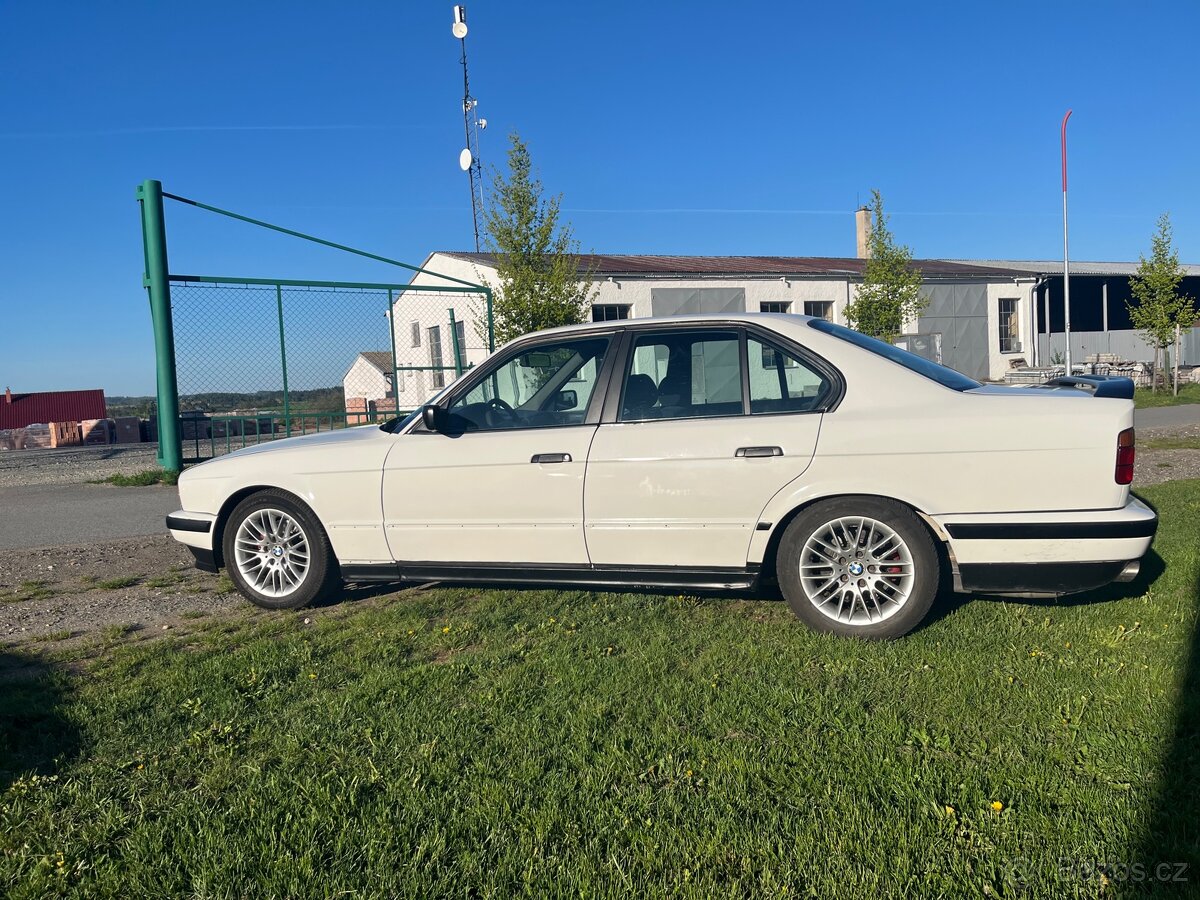 BMW E34 530i V8 manuál+samosvor nová STK - 7