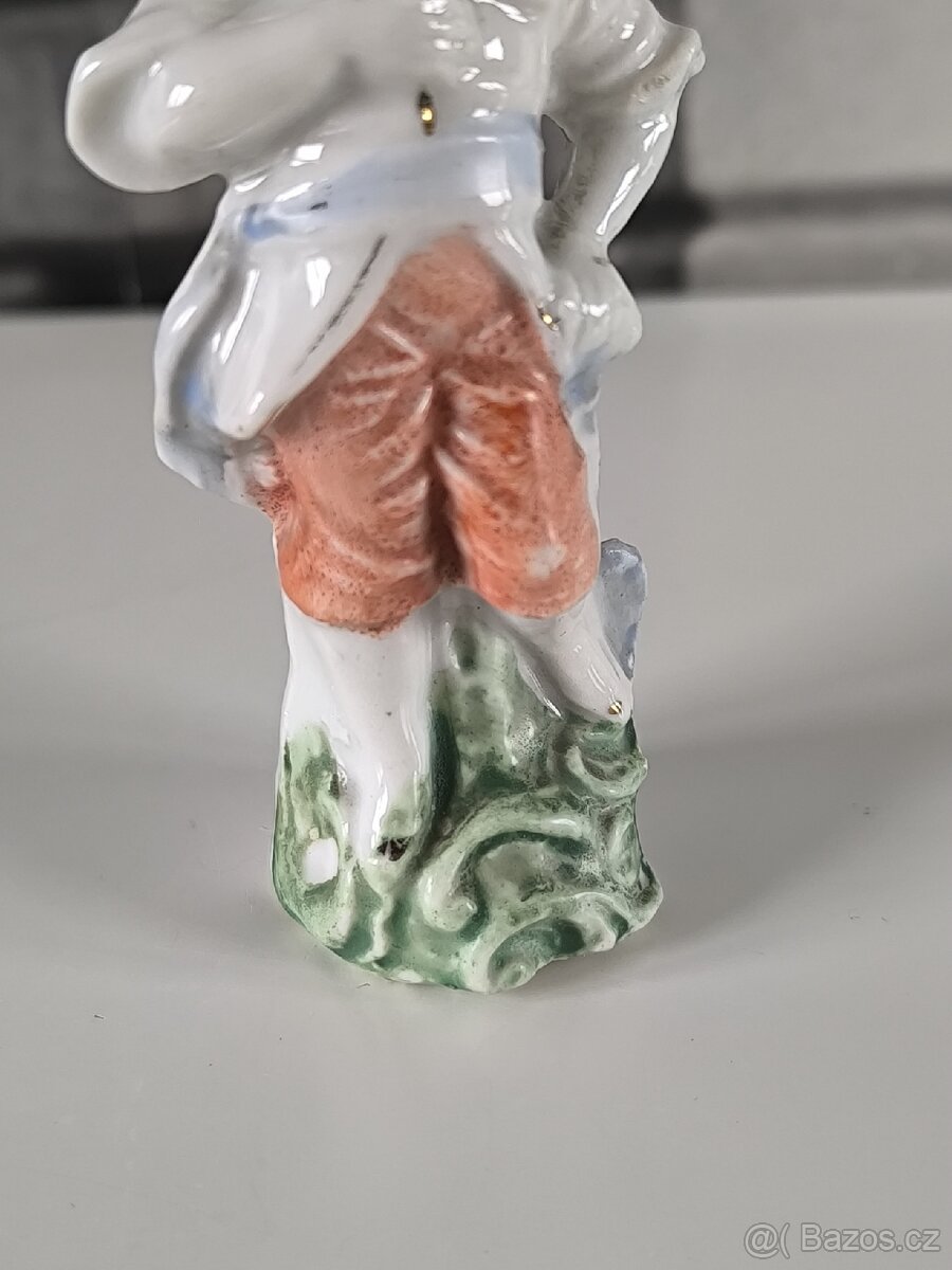Starožitná porcelánová figurka - chlapec - 7