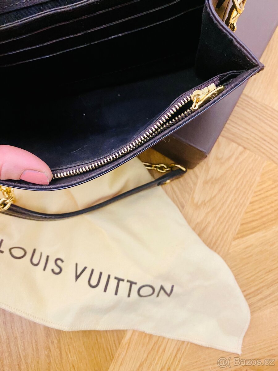 LOUIS VUITTON Bel Air Monogram Leather Amarante - 7
