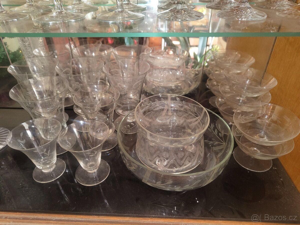 Set keramického nádobí - 7