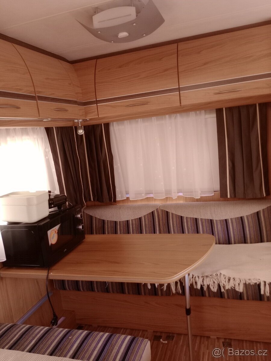 Prodám Karavan Burstner pro 9 osob - 7