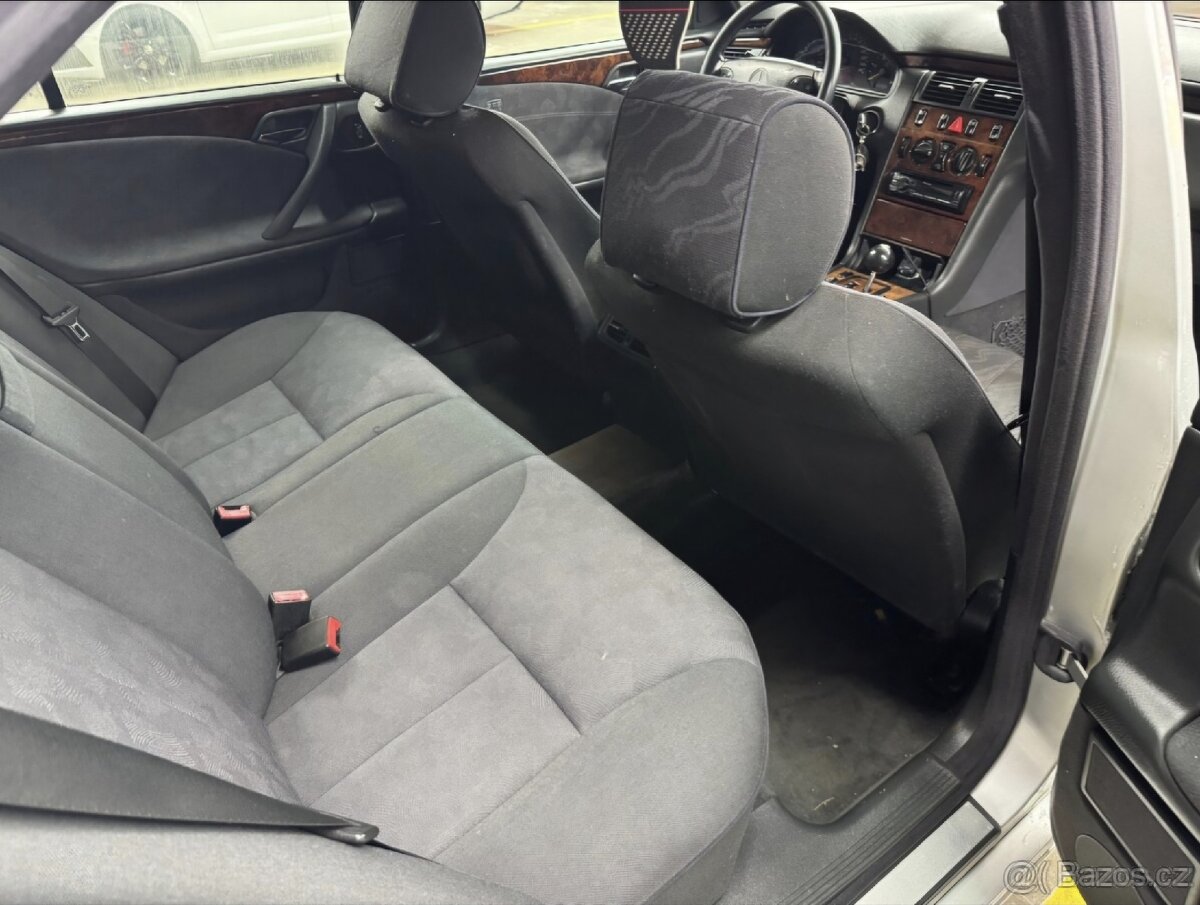 Mercedes Benz w210 E220cdi - 7