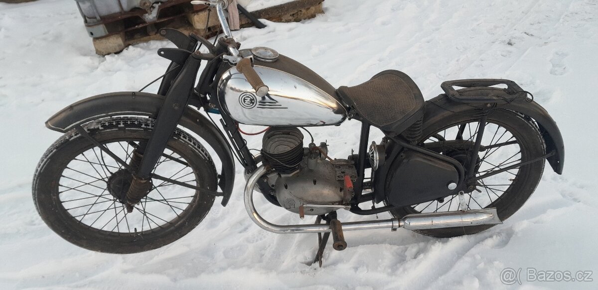 ČZ 125 t - 7