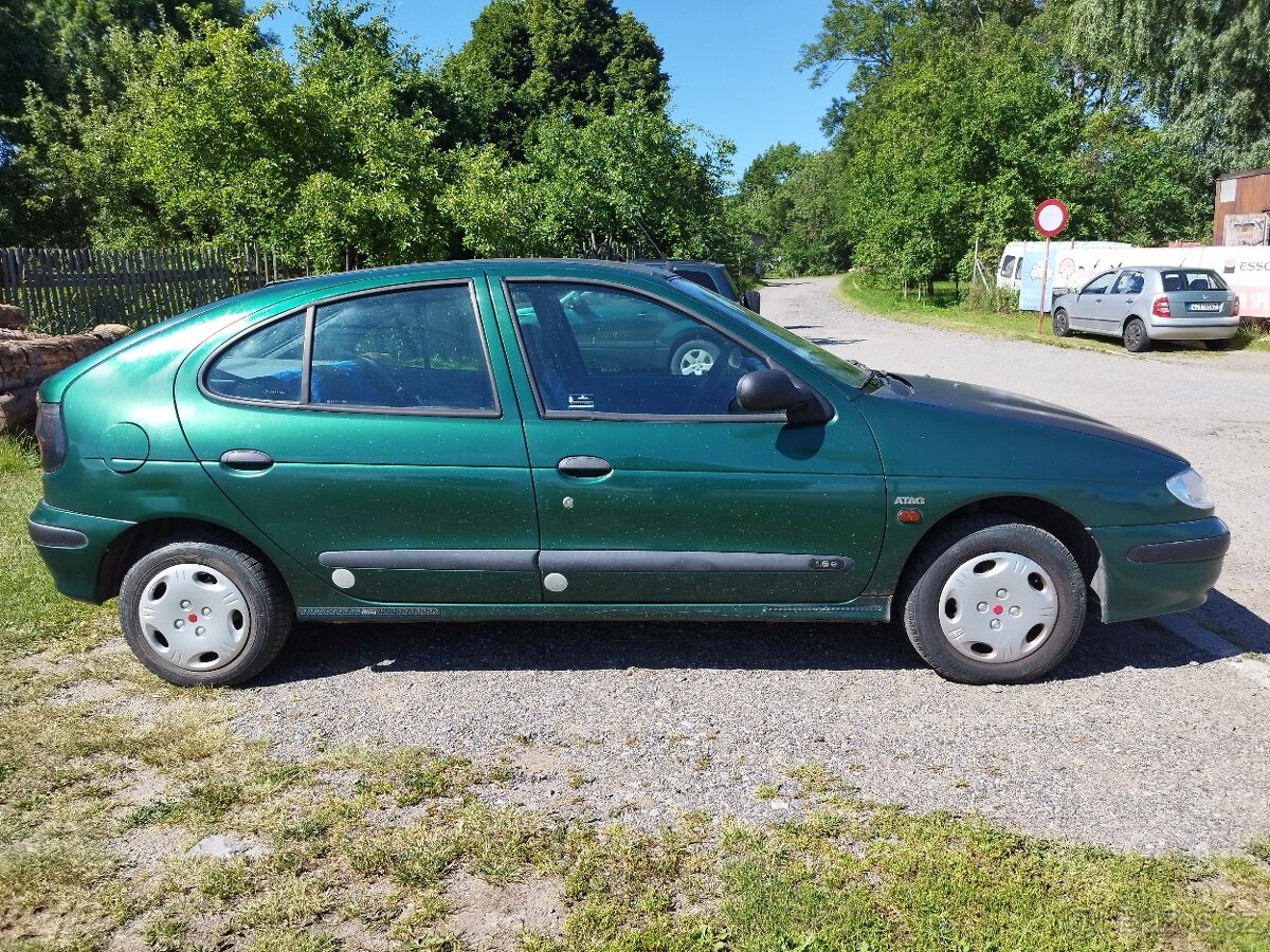 Renault Megane 1.6i RTE - 7