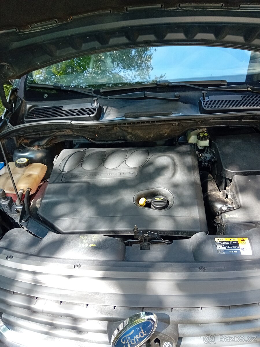 Prodám Ford kuga rv.2010 4x4 - 7