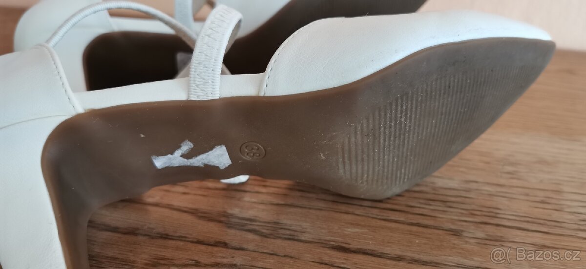 Společenské bílé lodičky vel. 38 (255 mm) - 7