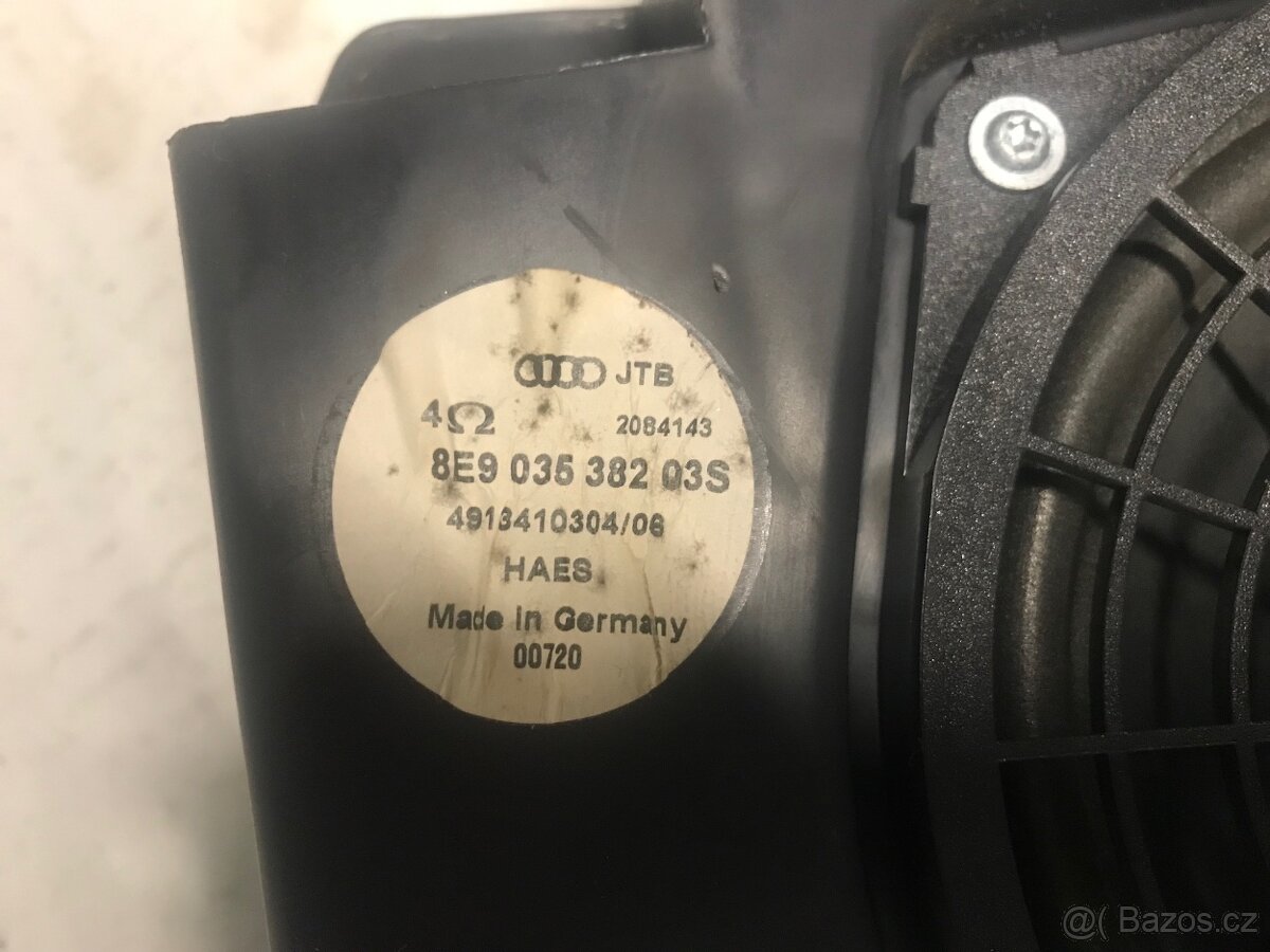 Subwoofer / 8E9 035 382 03S - 400,- Kč - 7