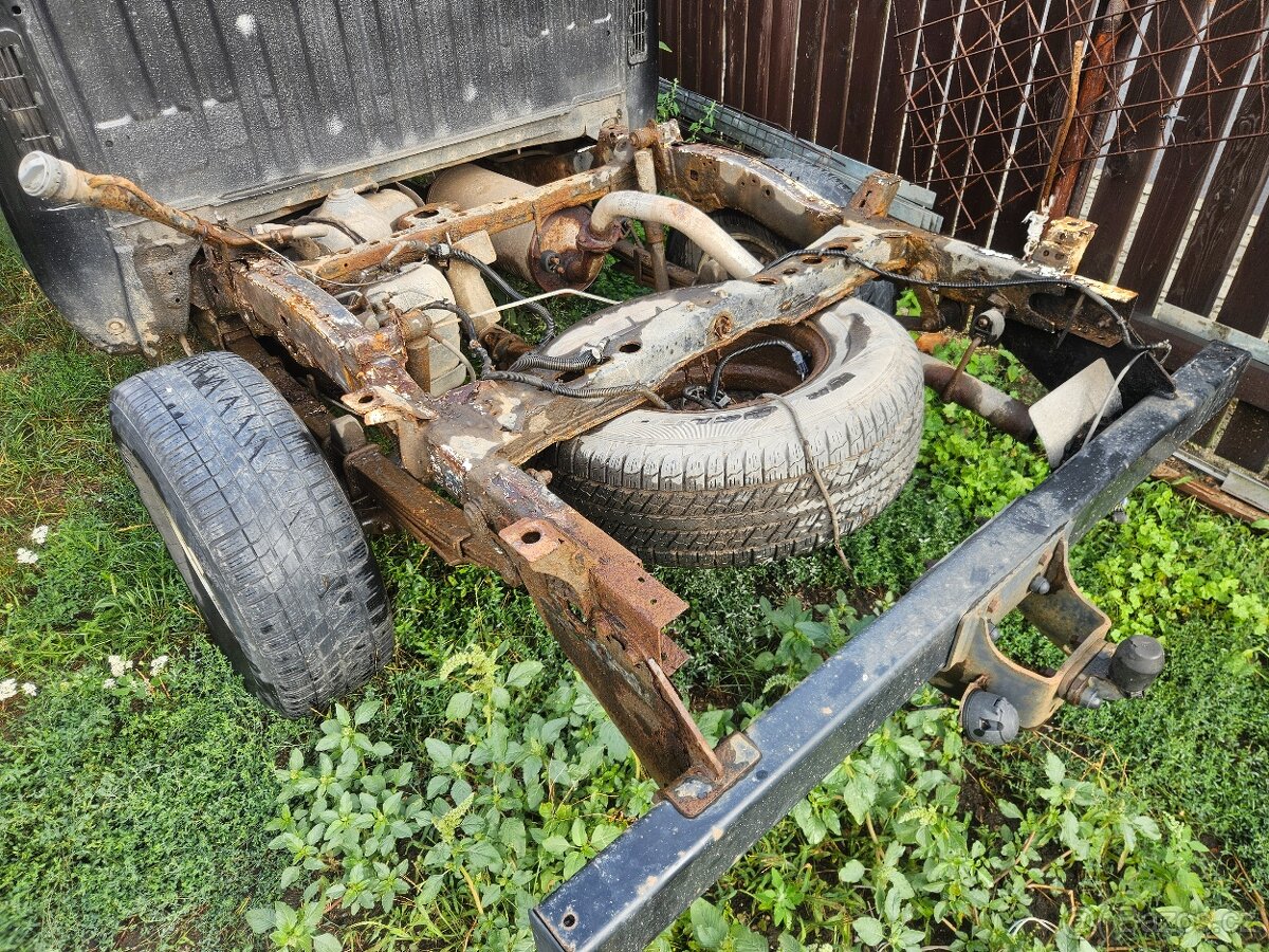 Toyota Hilux - 7
