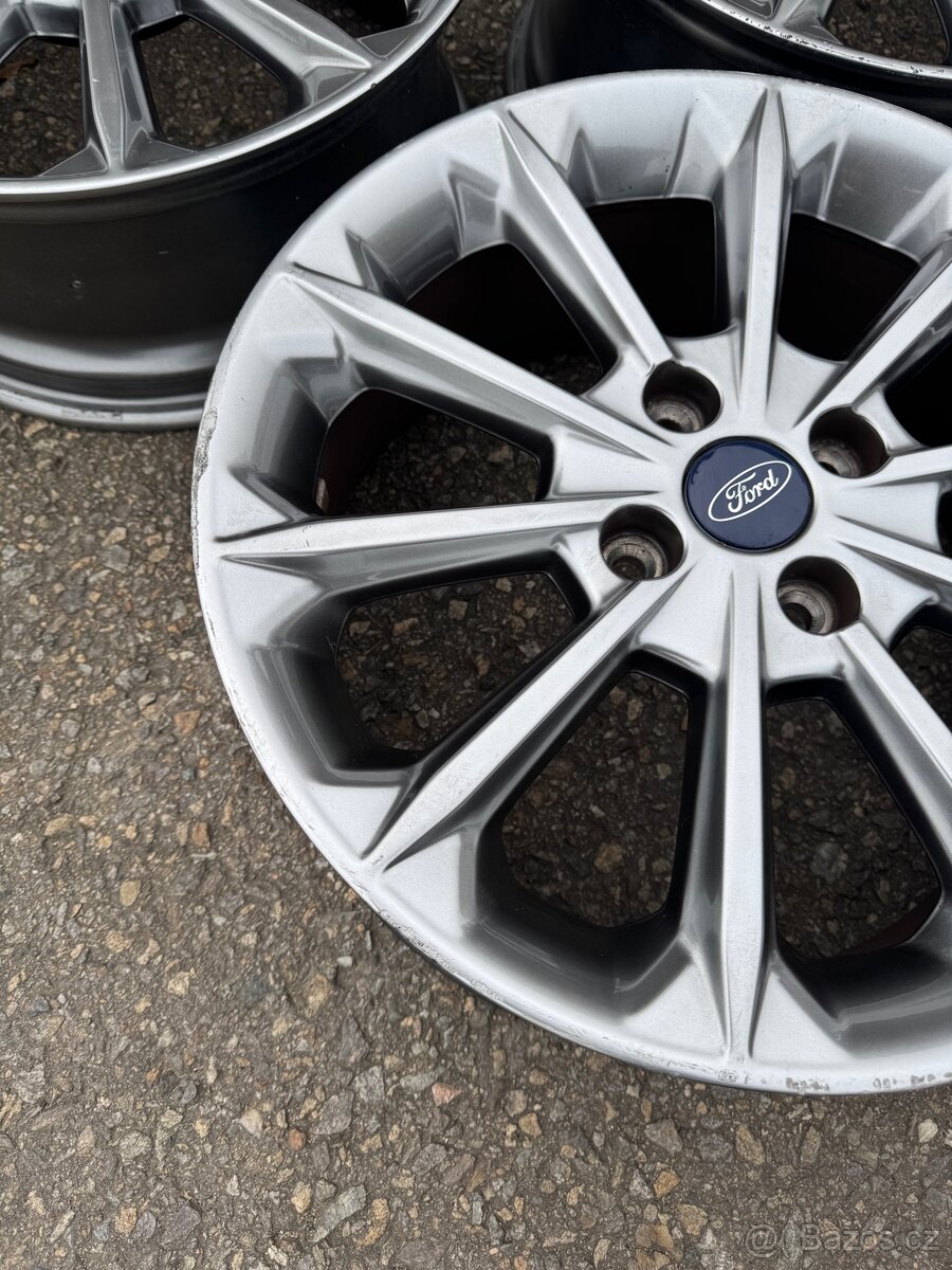 Ford Fiesta mk8, ALU disky 7Jx17 4x108 - 7