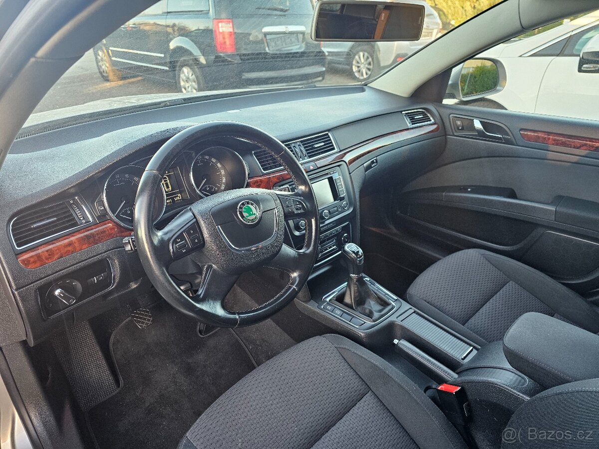 ŠKODA SUPERB 2010 2.0TDI 125kW 4x4 ELEGANCE,SENZORY,VÝHŘEV - 7