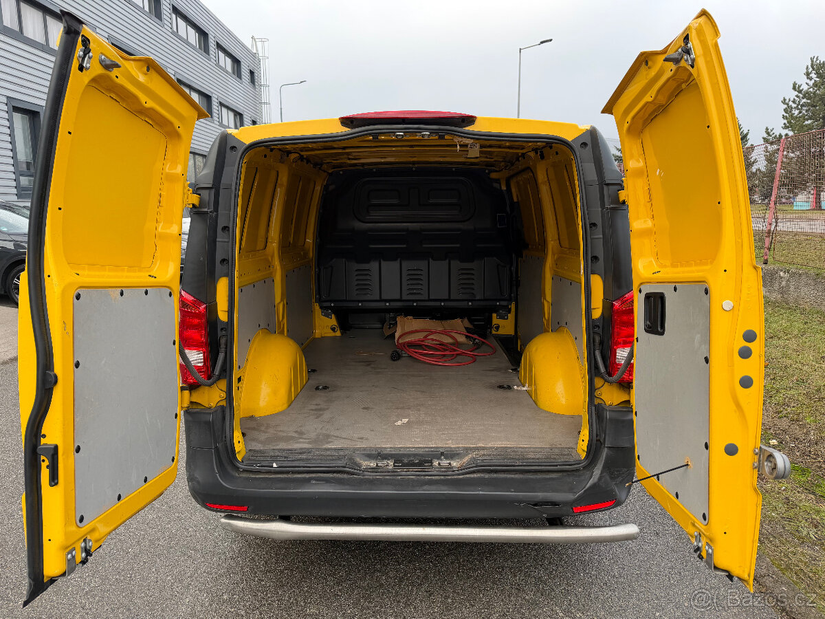Mercedes-Benz eVito Lang DPH 2020 53 141km - 7