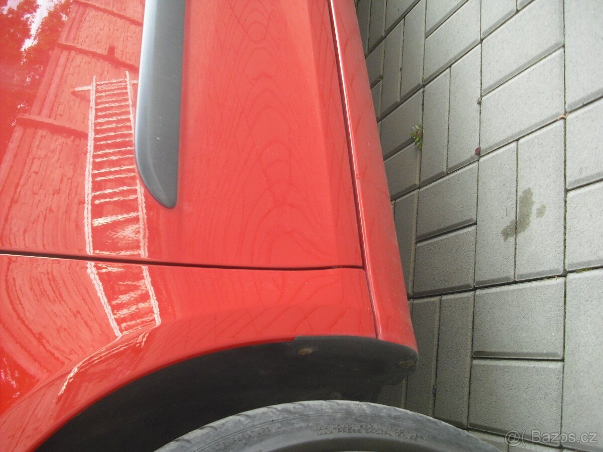 Skoda Fabia Sport 1.6 16v - 7