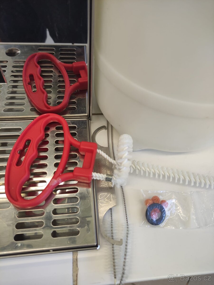 Výčep Lindr dvoukohoutový - 7