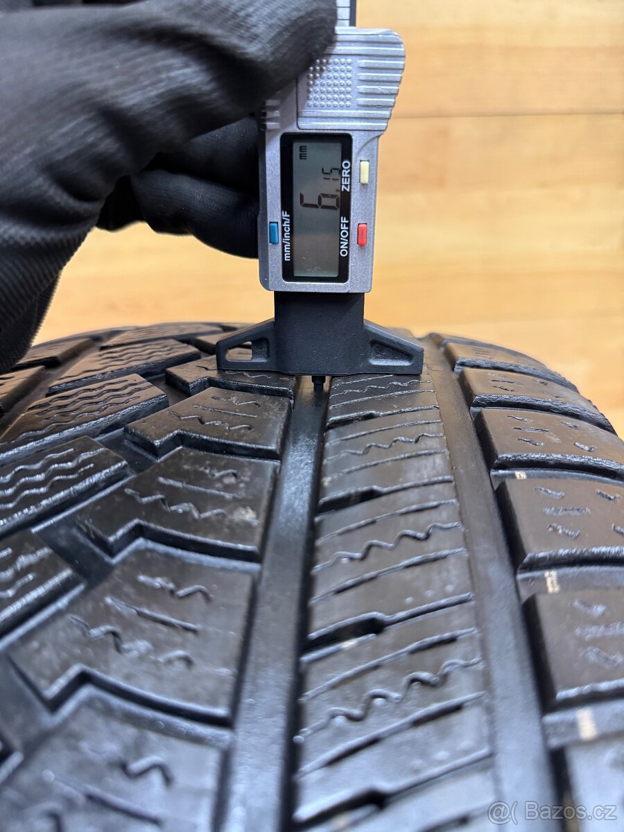 Zimní pneu 235/55/17 č.1 - 7