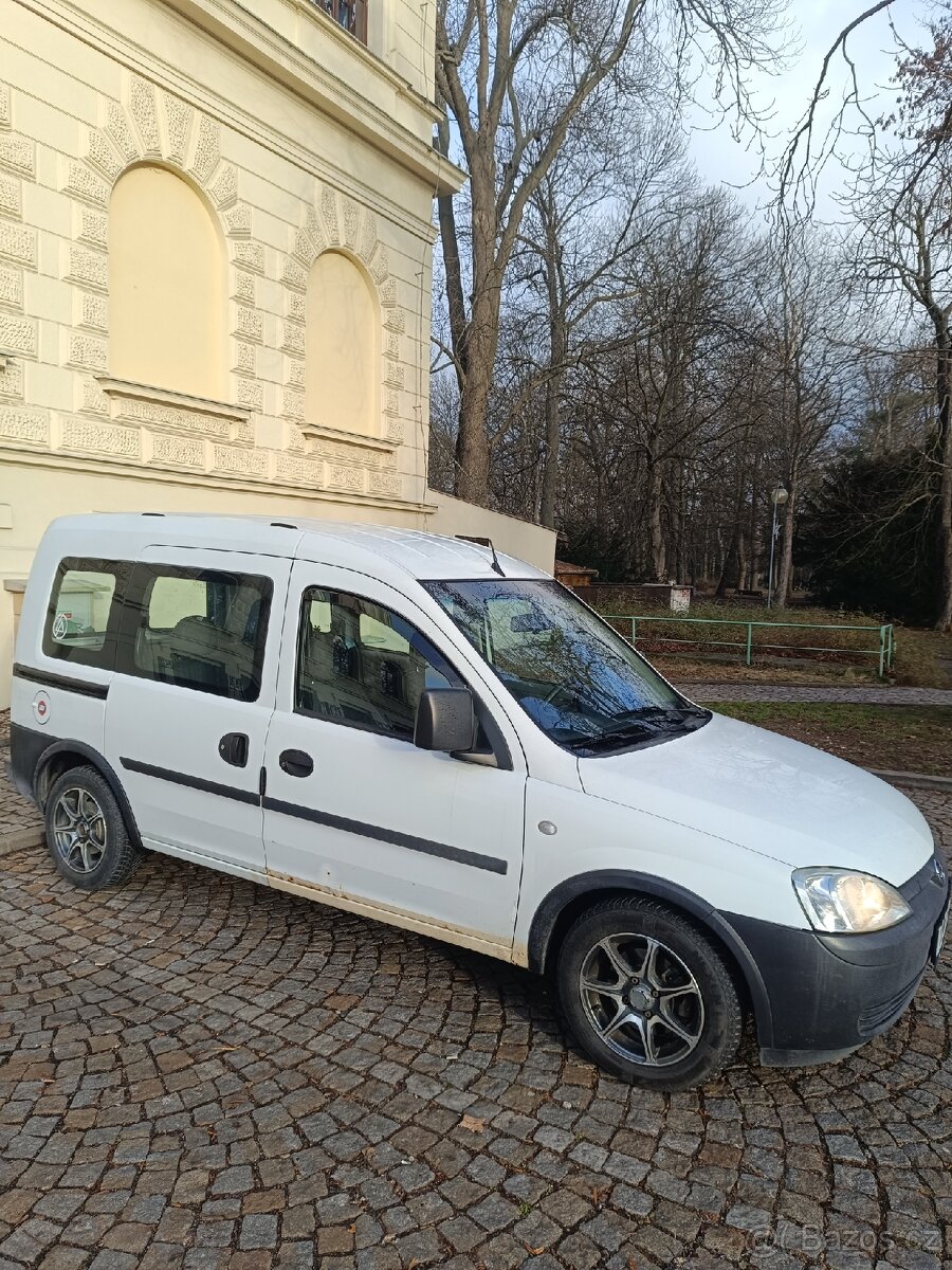Opel Combo Tour - 7