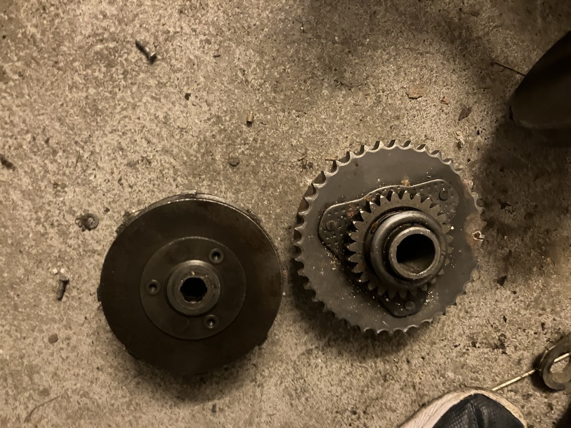 celý spojkový koš na čz 175 - 7