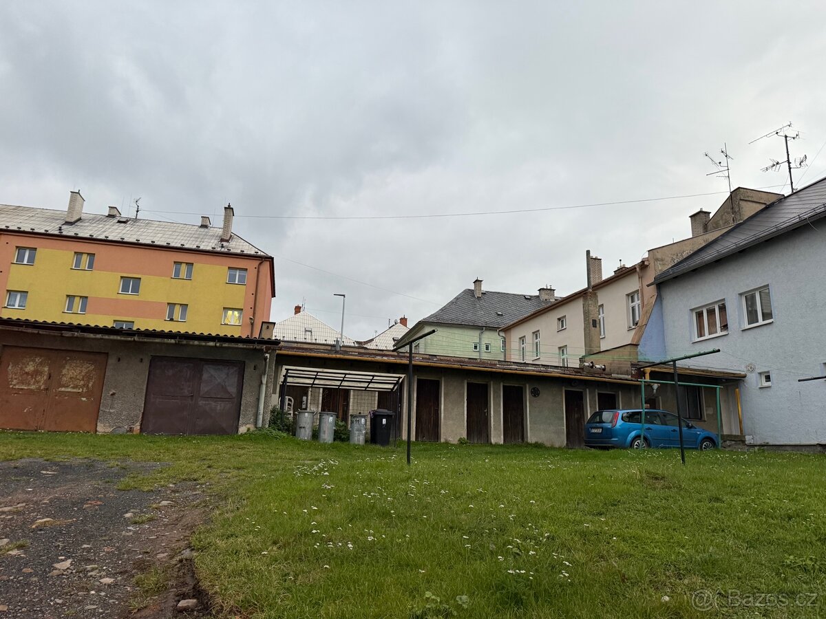 Prodej garáže 20 m2 - Horní Benešov ul.Nerudova - 7