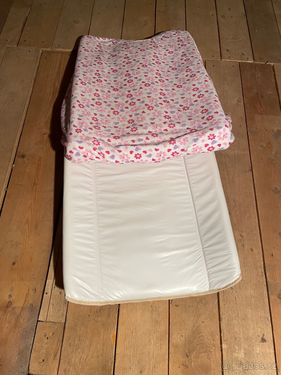 Spousta dětských věcí většinou pro mimina a malé deti - 7