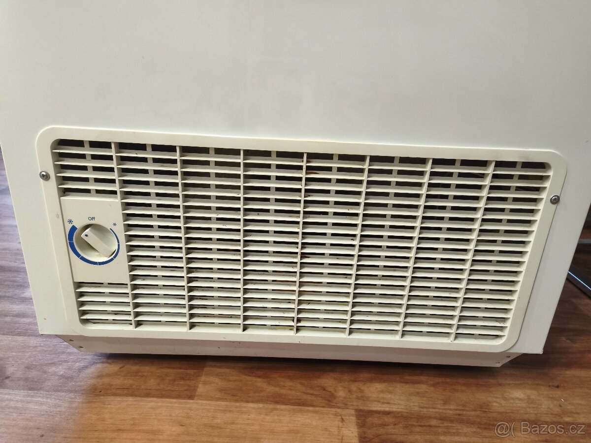 Pultový mrazák Zanussi 87l - 7