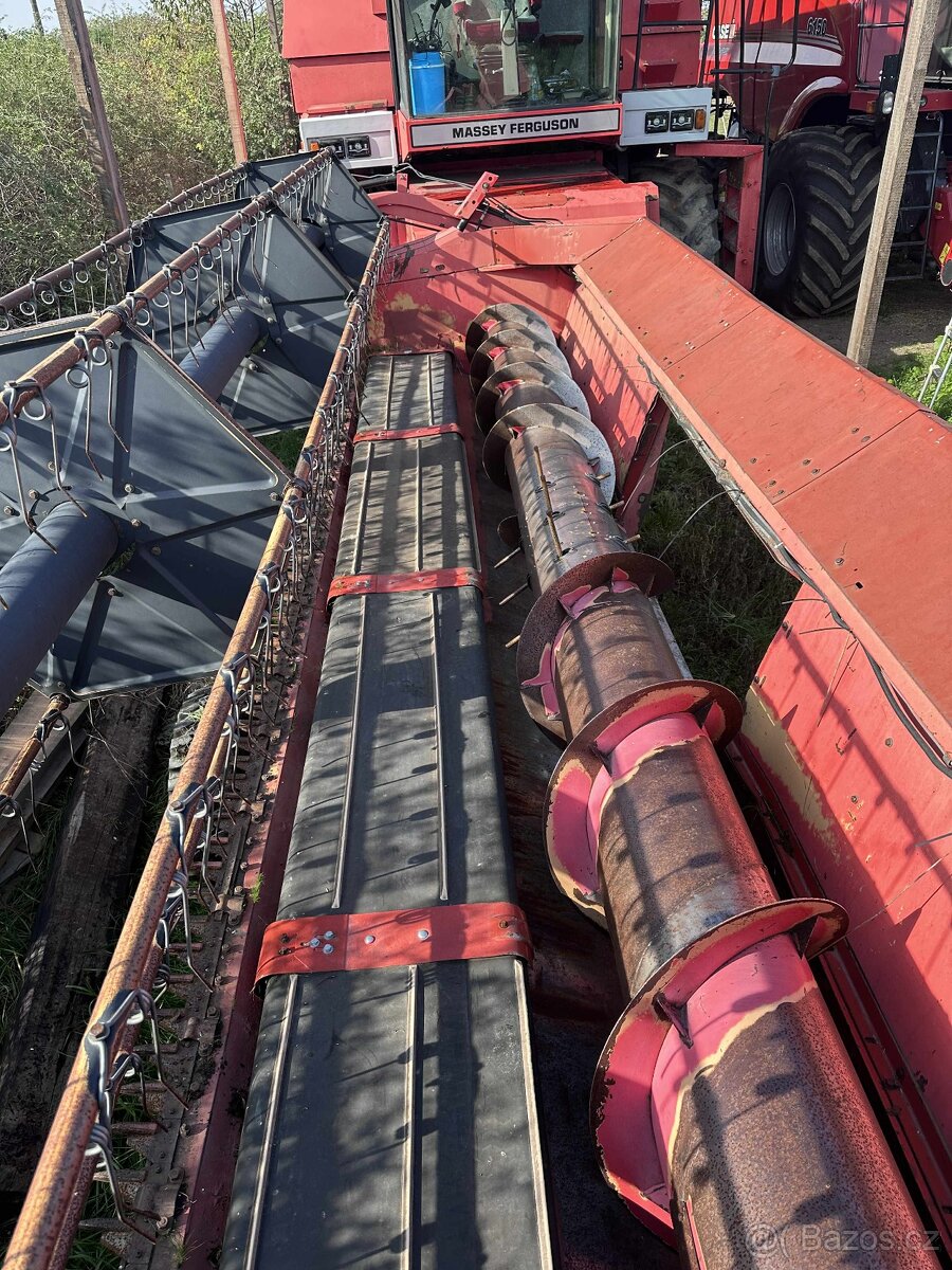 Kombajn Massey Ferguson MF38 - 7
