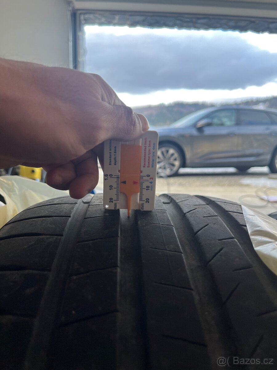 Prodam bridgestone 255/50 r20 letni - 7