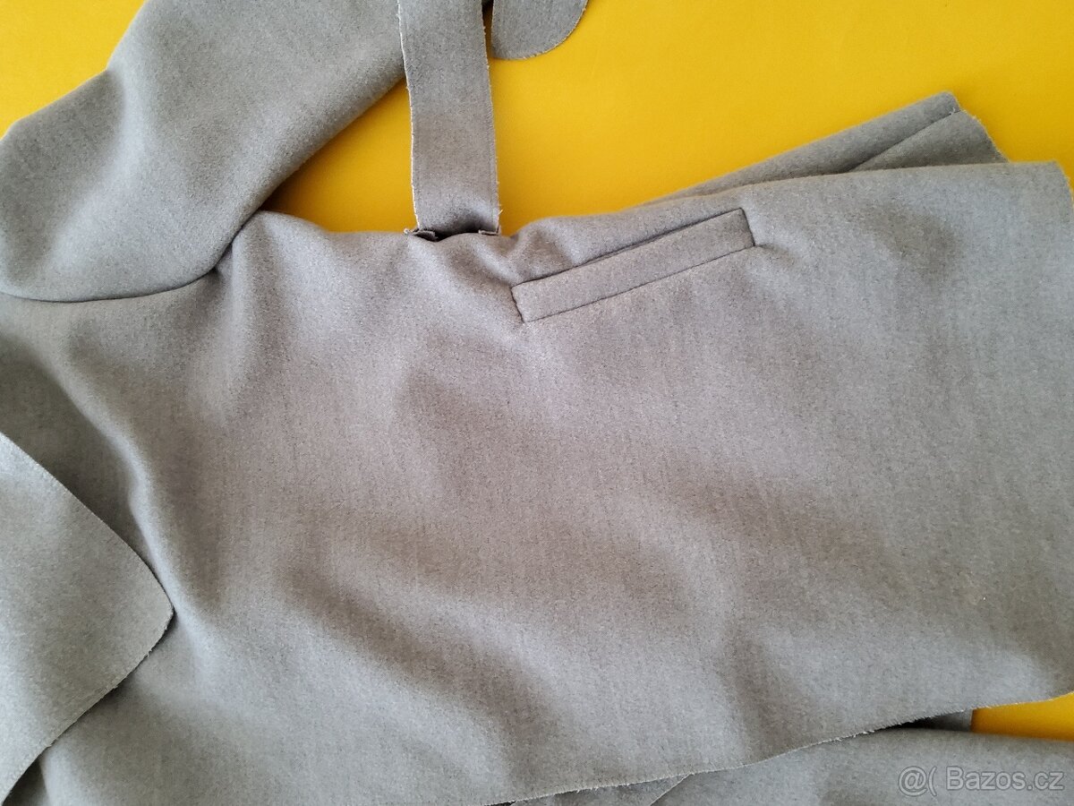 Lehký jarní kabátek M - 7