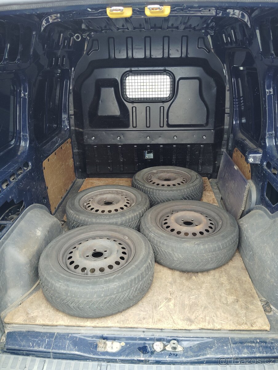 Ford Tranzit Connect - 7